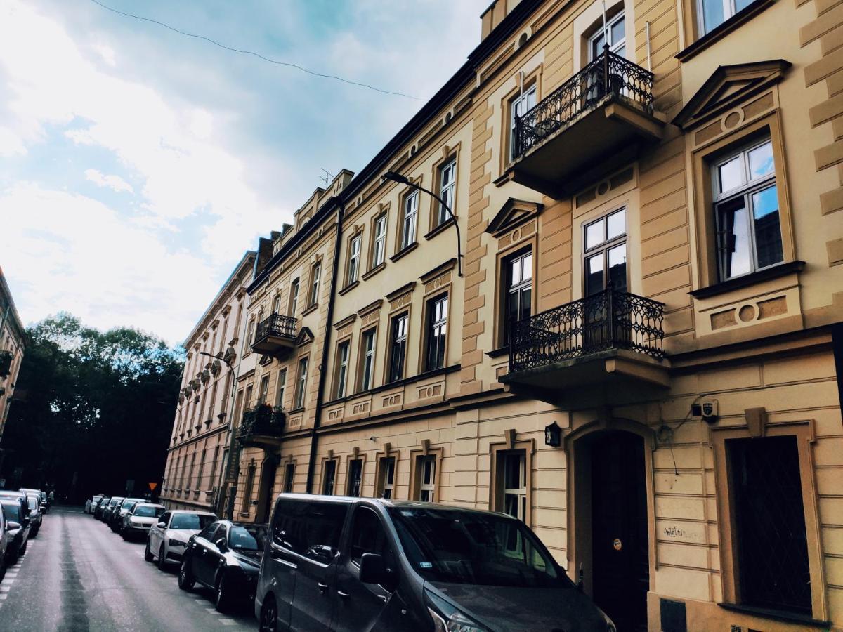 Appartement Apartament Amon à Cracovie Extérieur photo